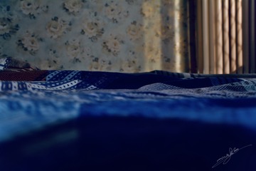 001