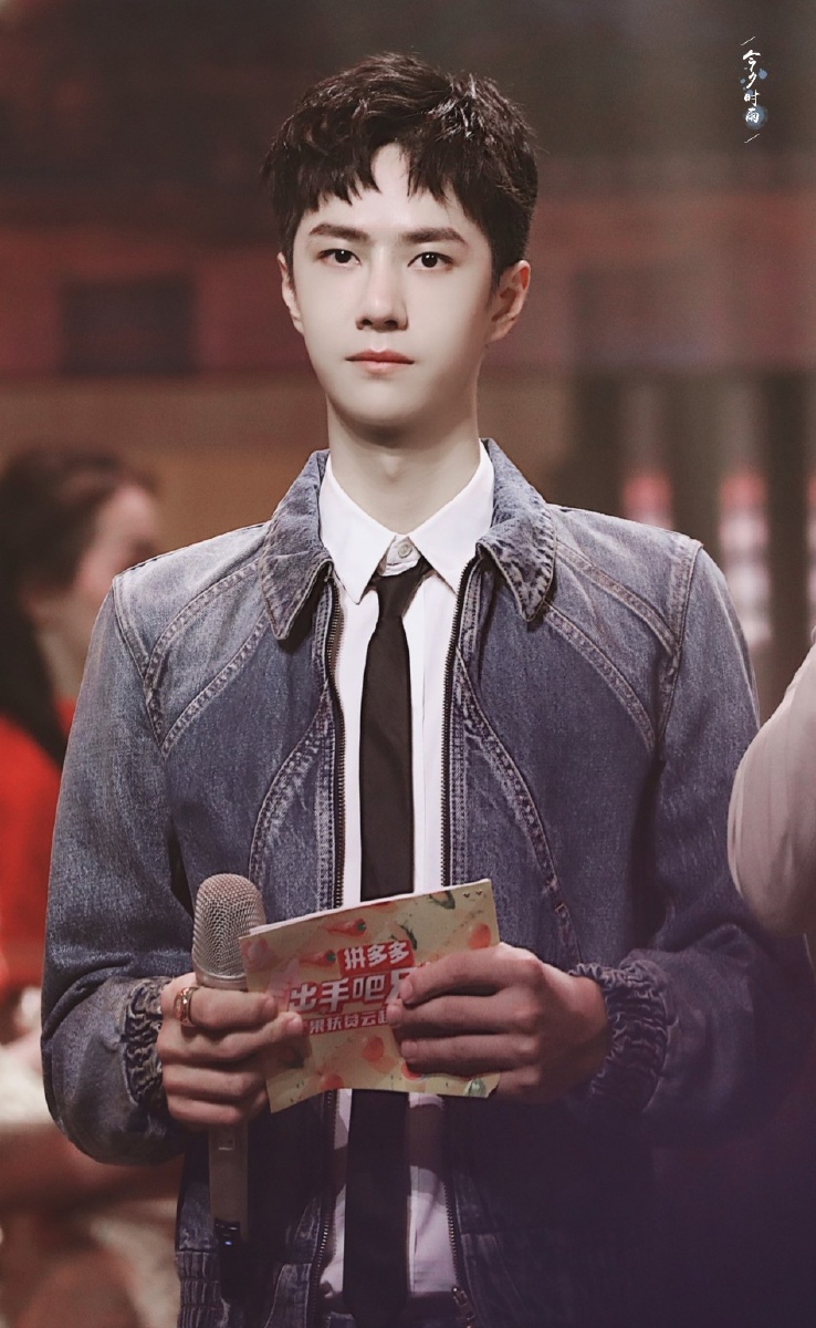 王一博短发牛仔白衬衣领带全套图