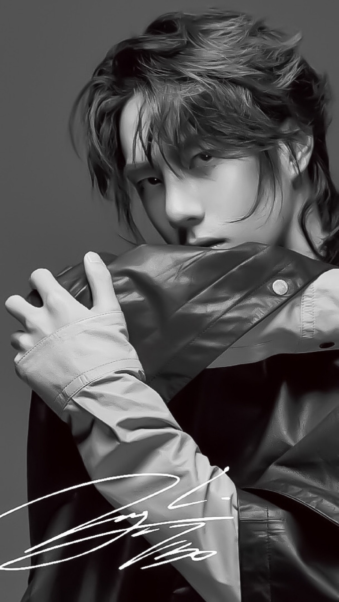 王一博74时尚杂志全套图