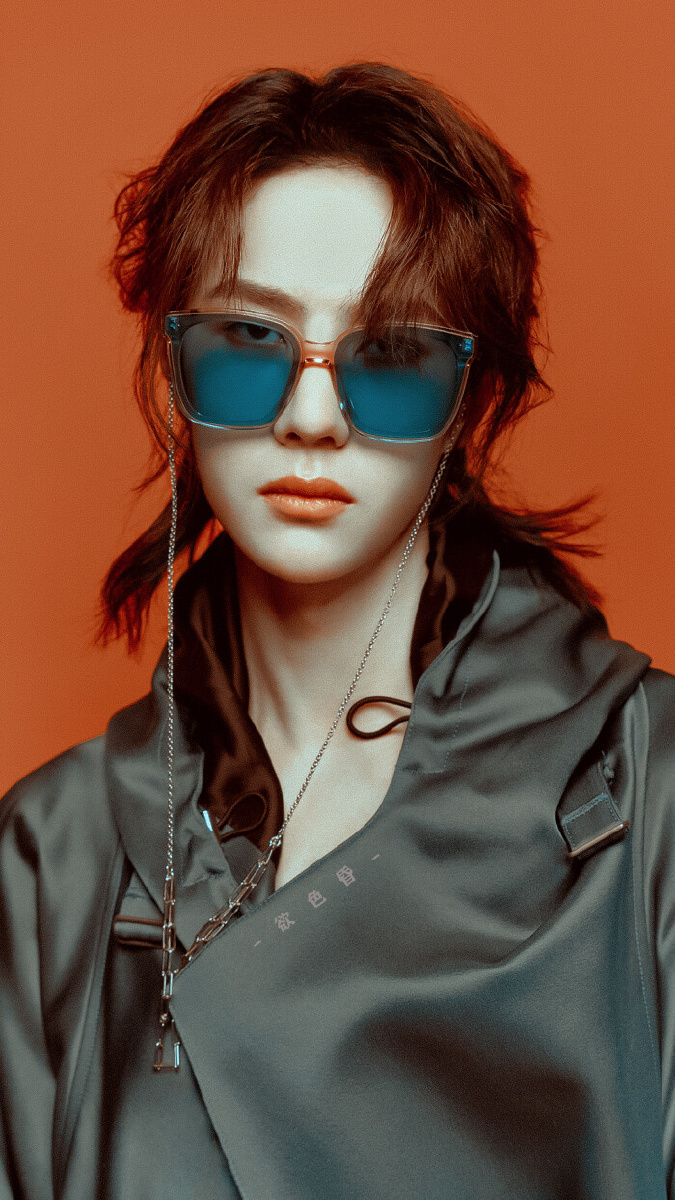 王一博74时尚杂志全套图