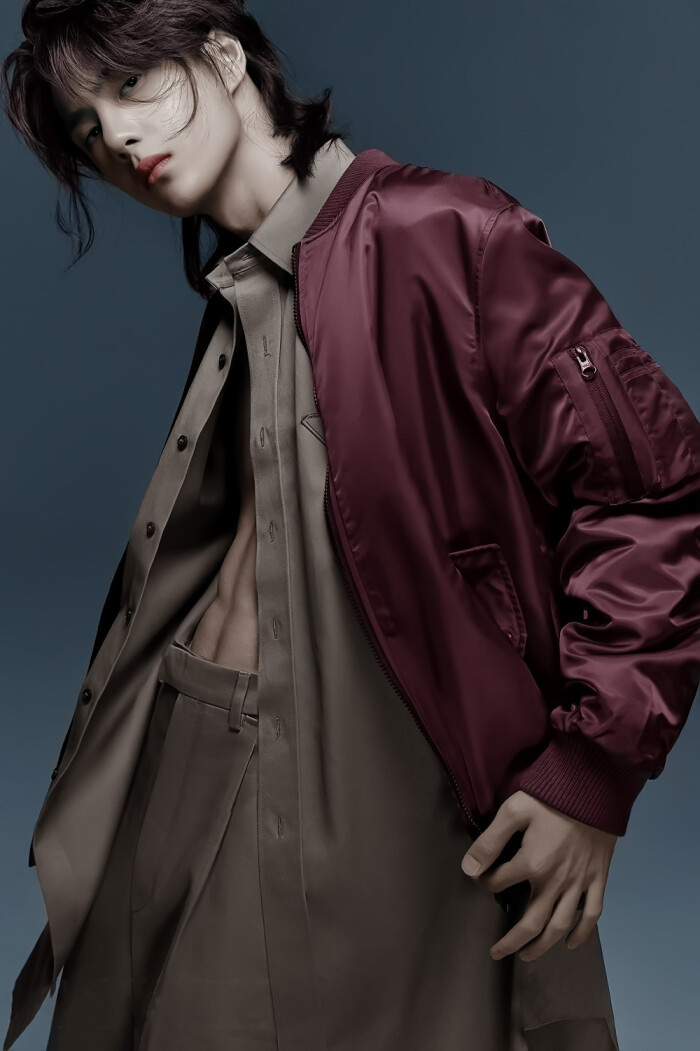 王一博74时尚杂志全套图