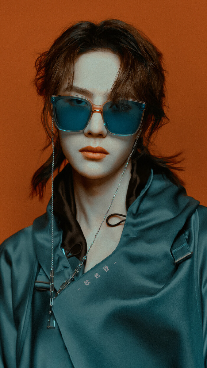 王一博74时尚杂志全套图