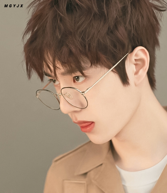 王一博眼镜系列套图