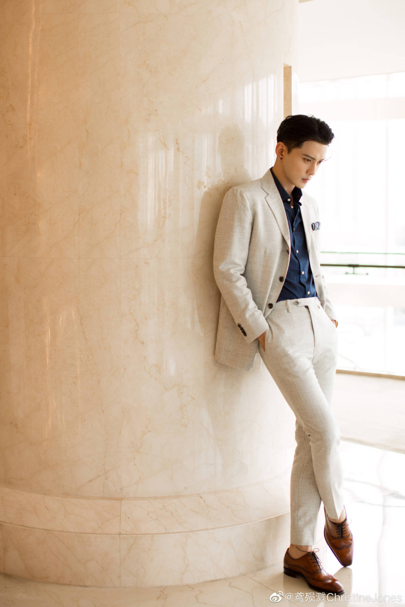 模特冠军徐正溪