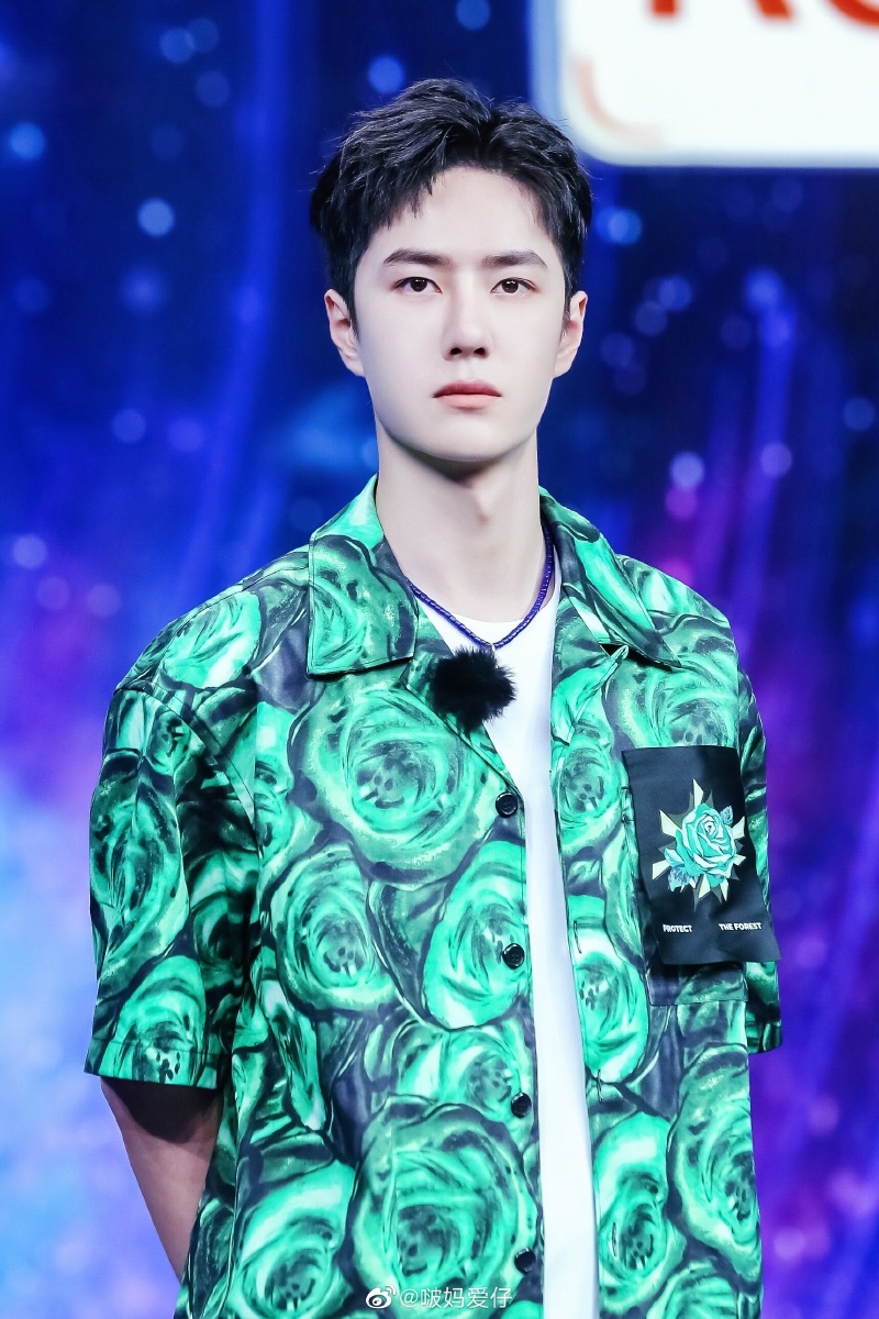 王一博天天向上绿衣