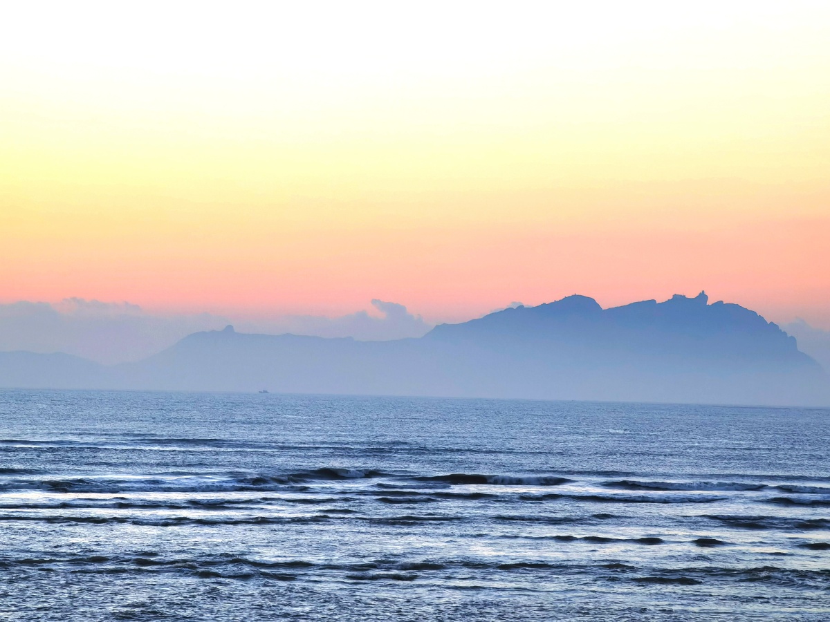 灵山岛朝霞