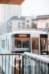 400768
