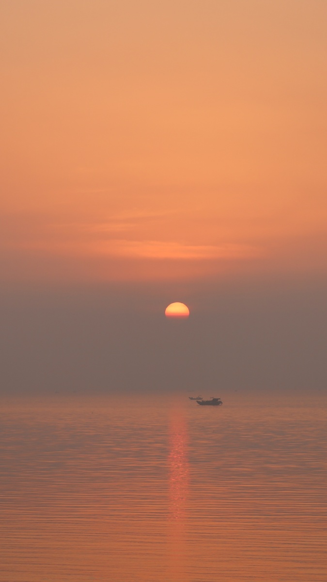 海上日出摄於厦门会展沙滩
