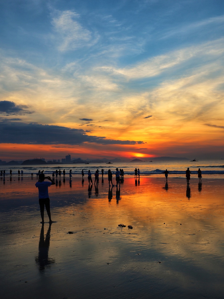天空之镜摄於东山金銮湾