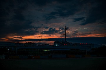 351405