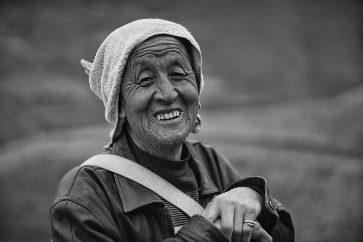 生活中最平实的记录陕北的黄土高原老百姓的生活状态