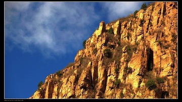 石山.jpg