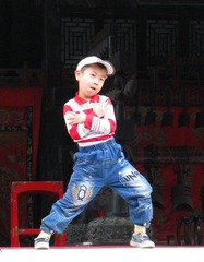 爱炫的小孩