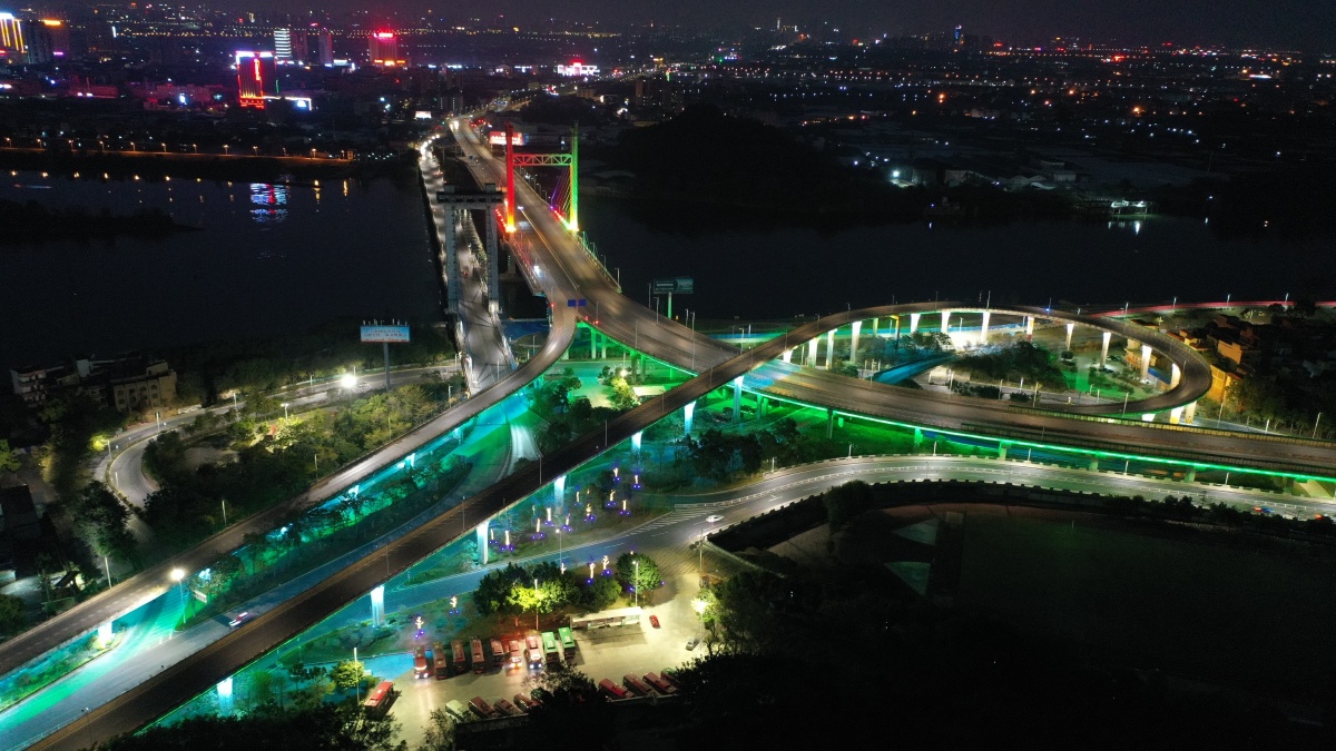 航拍西樵大桥夜景