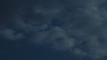 1383418