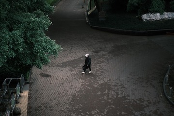 001