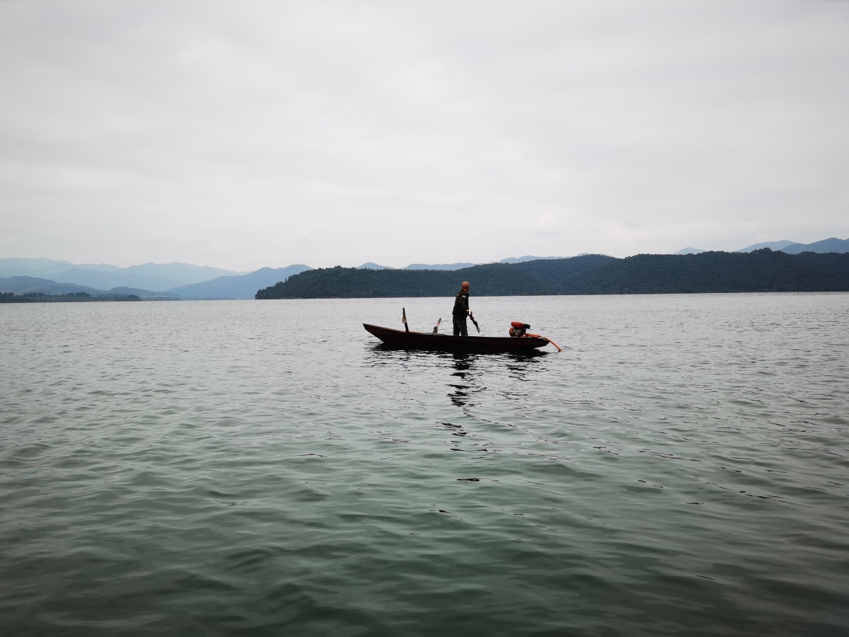 启航…游弋的小船儿
