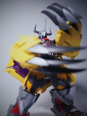 1281570