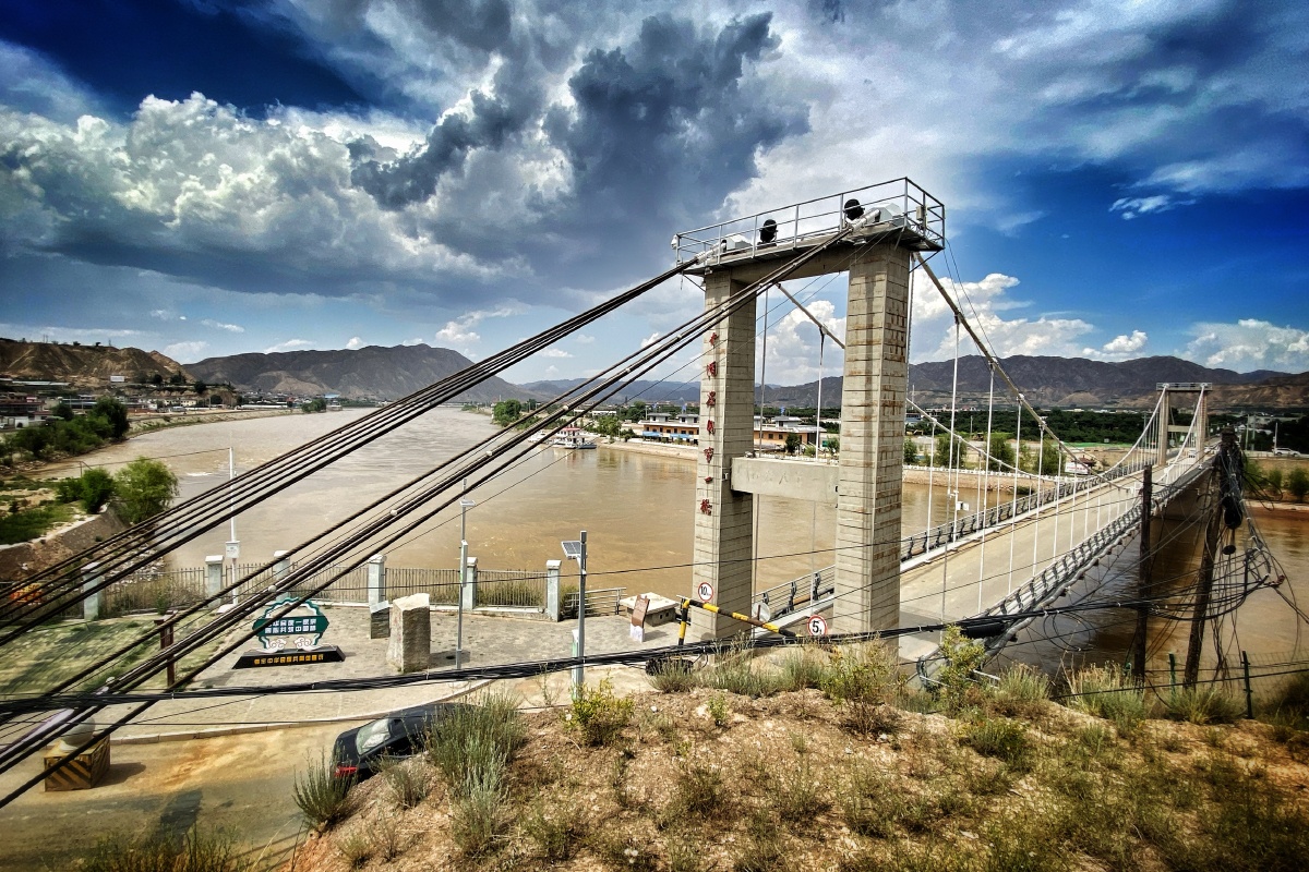 中国农民第一桥什川