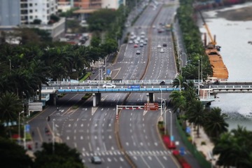 370241