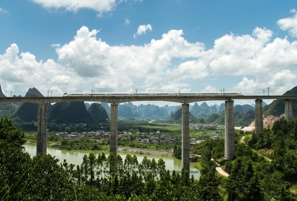 阳朔幸福源水库特大桥