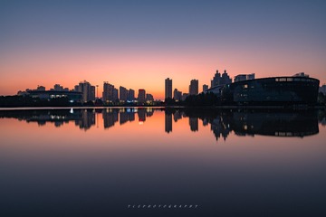 22807