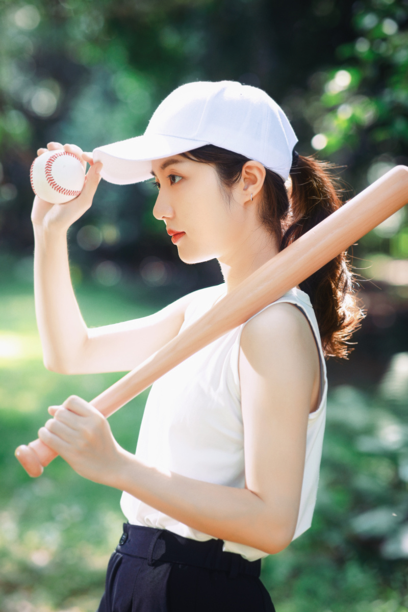 夏日的棒球女孩