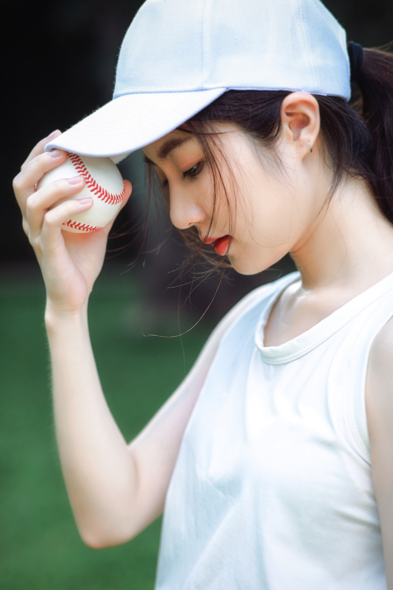 夏日的棒球女孩