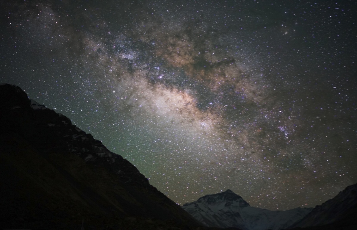 喜马拉雅深空蓝