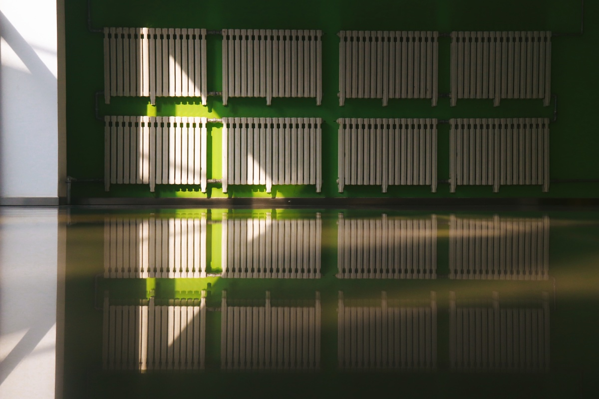 校园一角对称构图光线