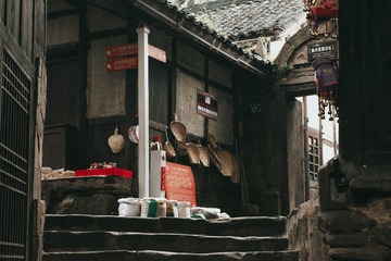 19020