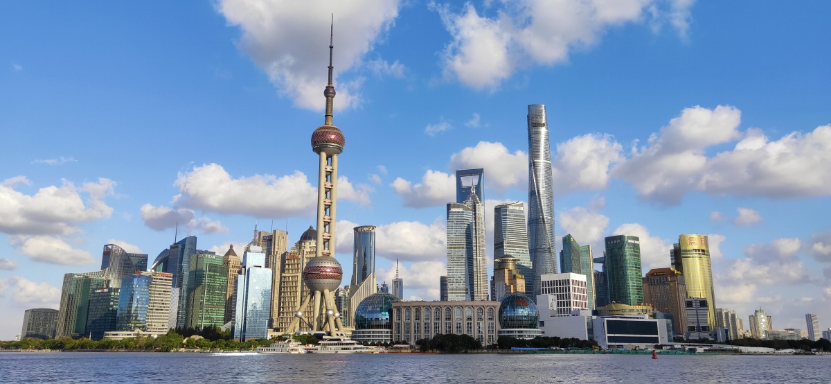 站在外滩看浦东