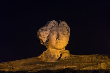 108103