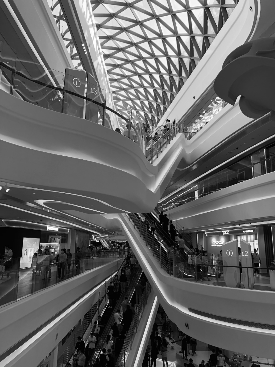 天津k11充满着线条感