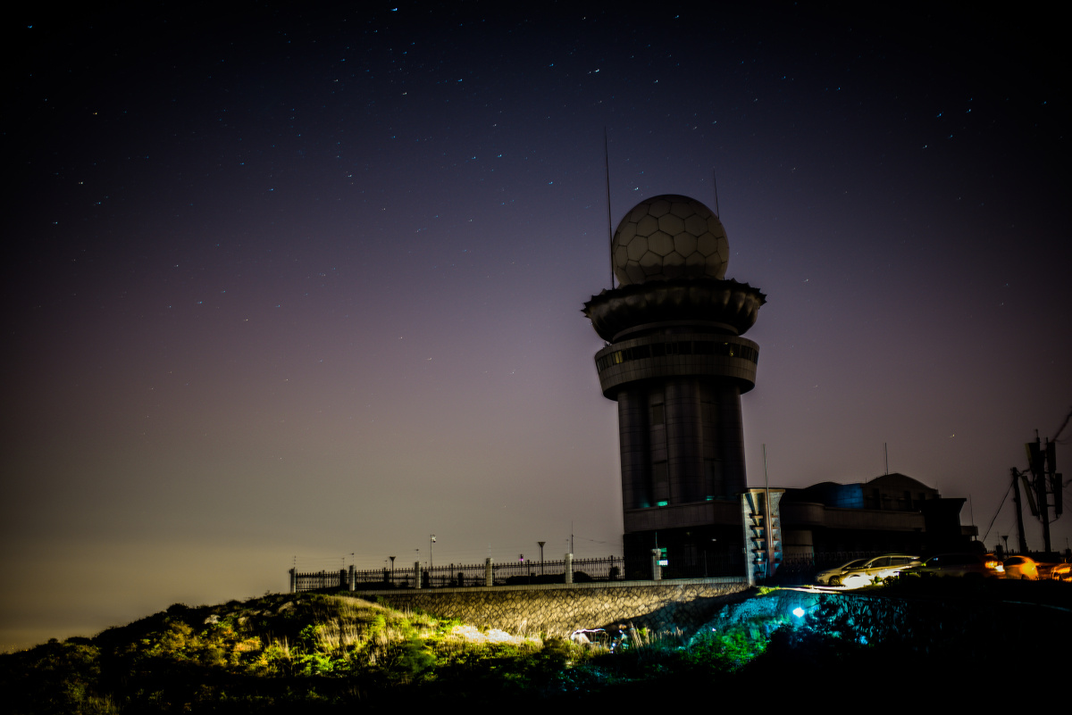 大罗山顶拍摄星空和夜景