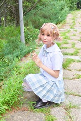 “一起去郊游吧?”
