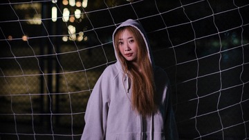 001