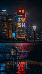 1785402