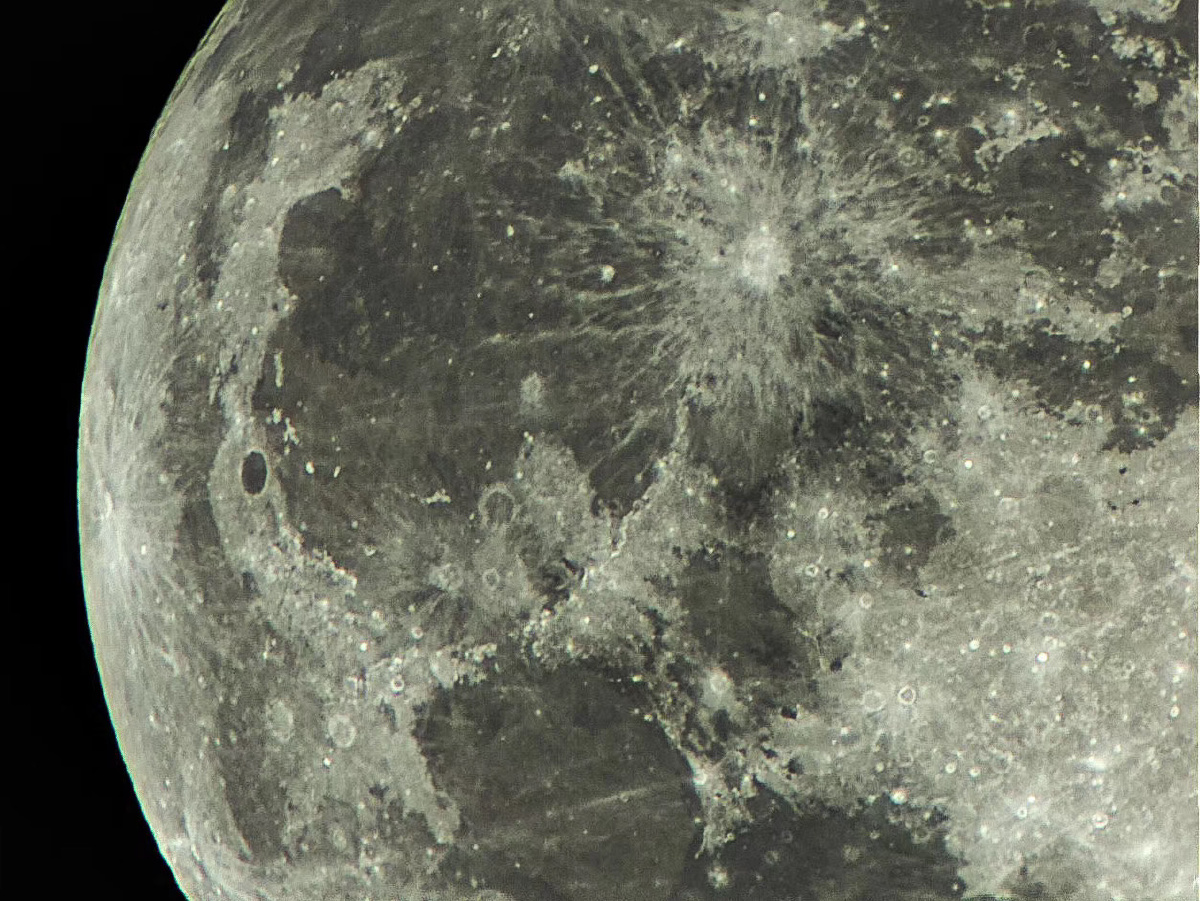 见过这么清晰的月球吗