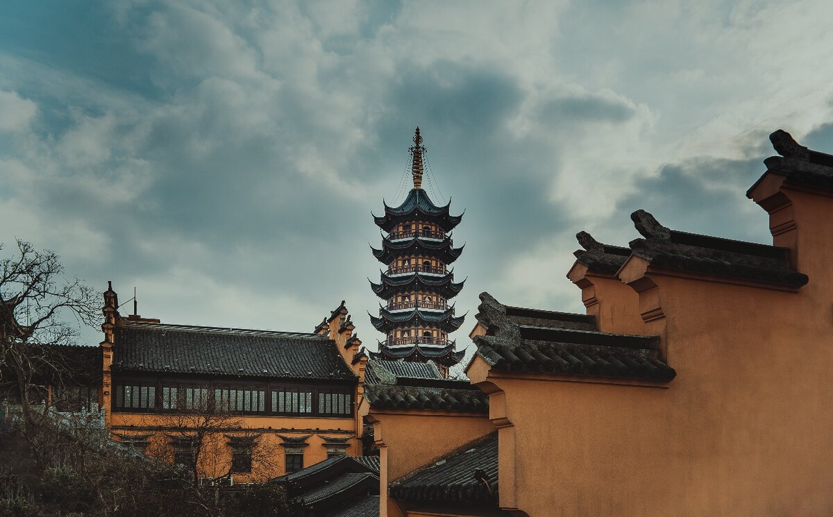 再近一点