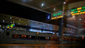 427040