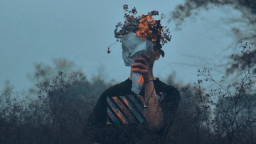 124728