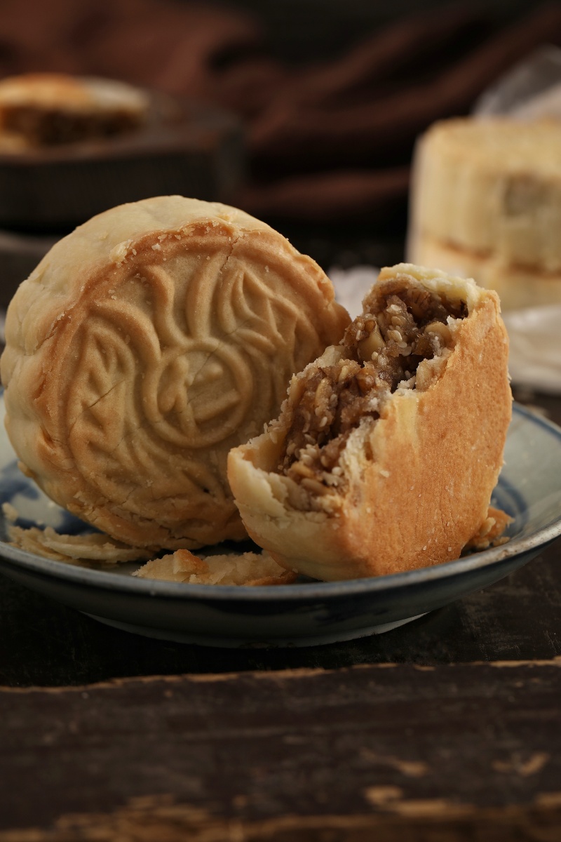 up rising#美食摄影 / 琼式酥皮月饼 - up_rising美食摄影