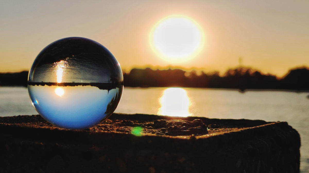 水晶球里的世界