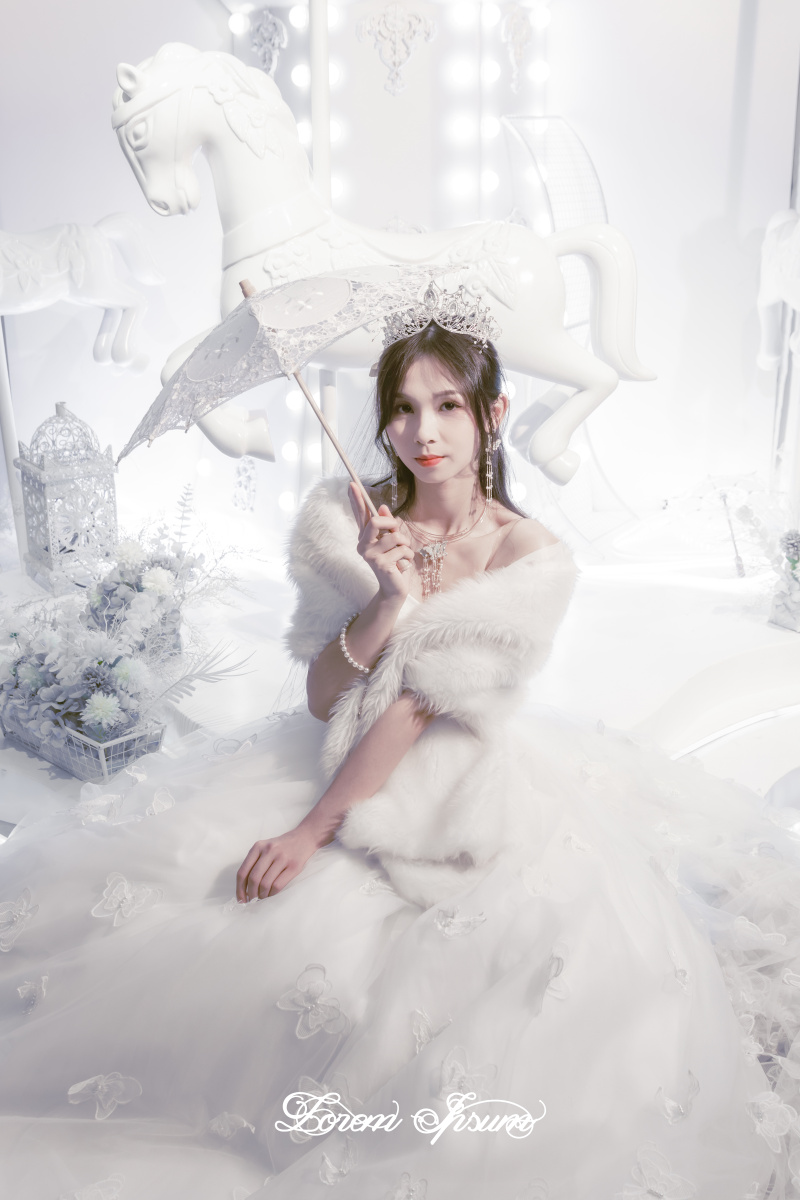 梦幻纯白婚纱少女梦中的婚礼婚纱摄影