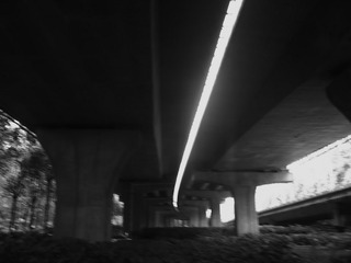 4060563