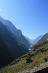 虎跳峡