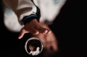 001
