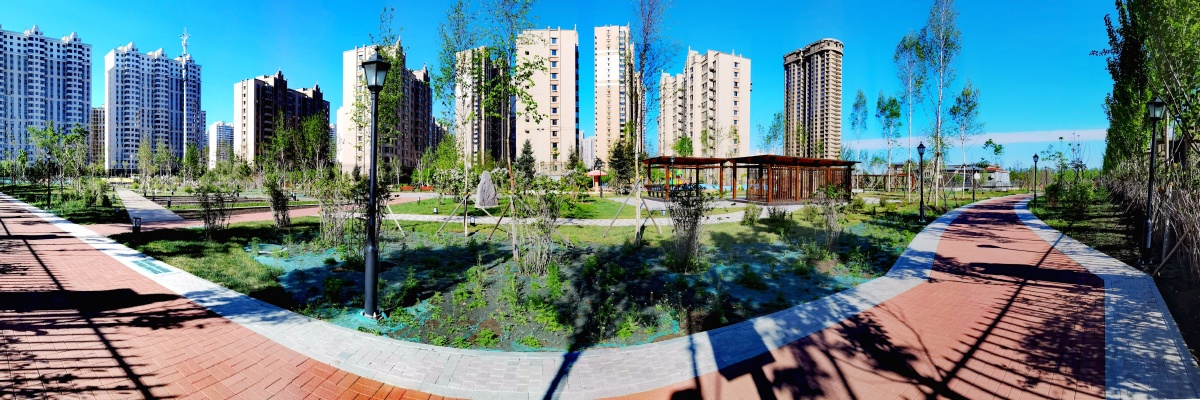 群力新城小区公园全景图