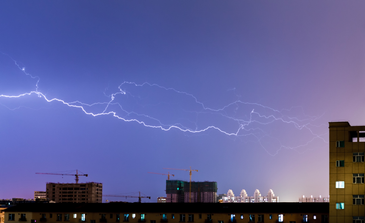 雷阵雨 - 浅蓝色sky - 图虫